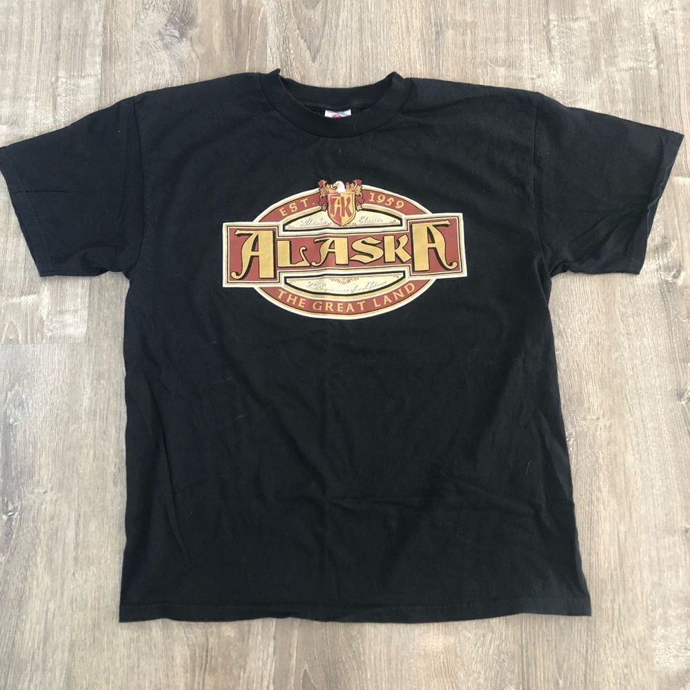 Vintage Y2K Alaska Short Sleeve Black T-Shirt Tennessee River Tag Size Large